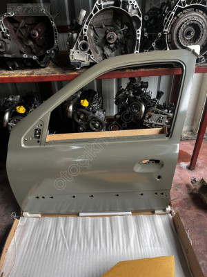 Clio 2 sol ön kapı sıfır