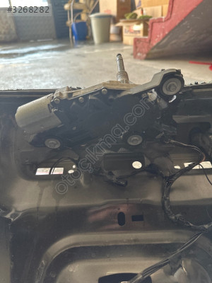 Ford Focus 2 hb hatchback c-max arka cam silecek motoru