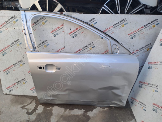 Ford Focus 4 sağ ön kapı (2019 2025)