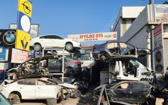 FORD FİESTA 1.4 EKSANTRİK KÜLBÜTÖR KAPAĞI