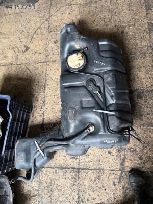 RENAULT LAGUNA 1 (F4R) BENZİN YAKIT DEPOSU
