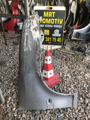Ford fiesta sağ ön çamurluk