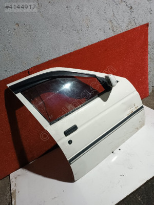 FORD ESCORT SAĞ ÖN KAPI OTO ÇIKMA