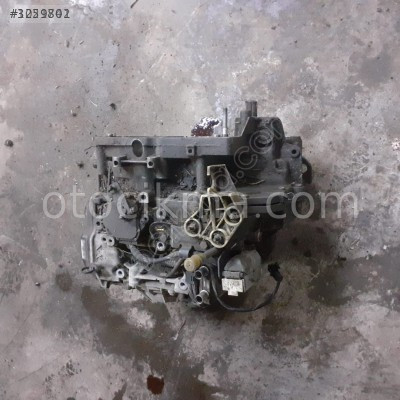 Megan 2 benzinli otomatik şanzıman