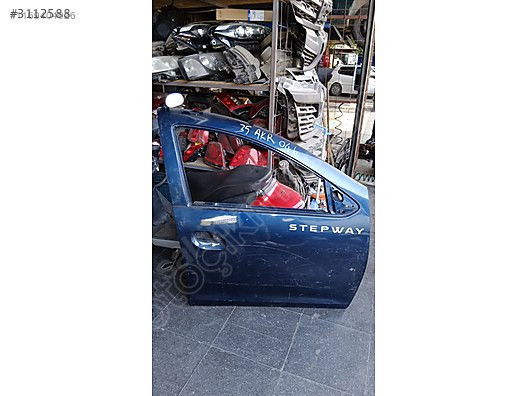 Dacia Sandero Stepway sağ ön kapı 8.500 TL