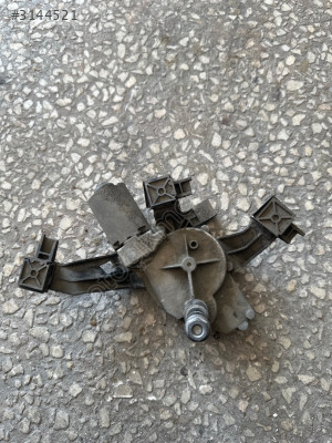 Peugeot 207 arka cam silecek motoru