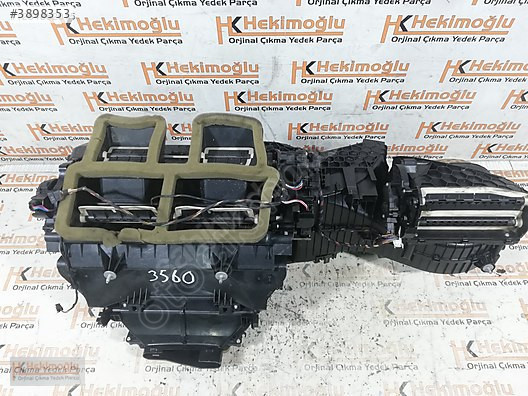BMW F30 KALORİFER KAZANI VE MOTORU EFB491 3 1704 2016 AC T94
