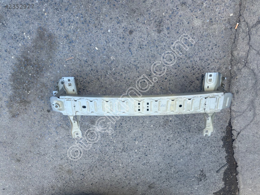 Ford Puma tampon demiri