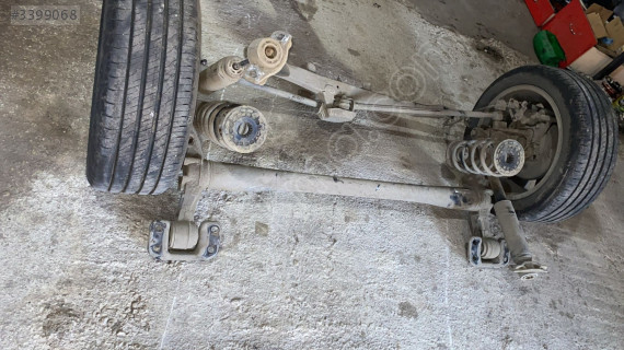 Opel astra J Cruze Çıkma Arka Dingil Denge kollu