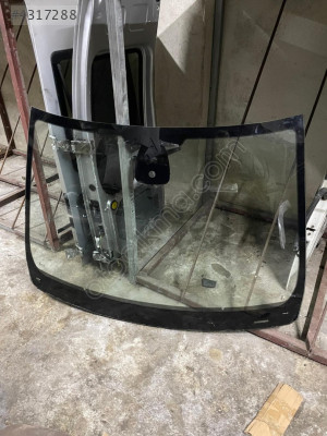 CLİO 5.5 ÖN CAM ORJİNAAL ÇIKMAA PARÇAA