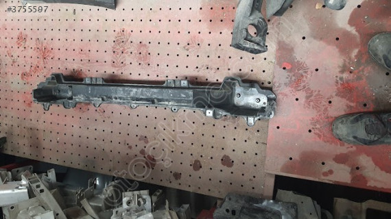 HYUNDAİ BAYON ARKA  TAMPON DEMİRİ