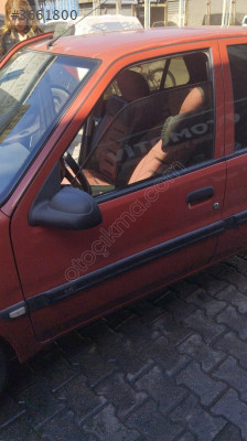citroen saxo  1,4  sol ön kapı dolu