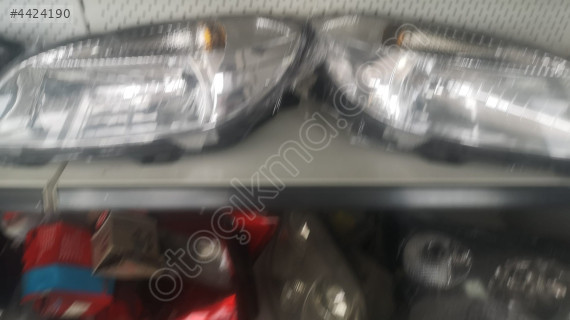 SKODA FABİA 2011-2015 FARLAR