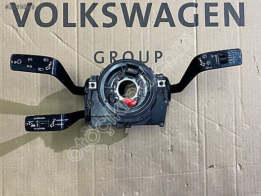 AUDİ A3 2013-2016 SİNYAL SİLECEK KOLU KOMPLE 8V0953502
