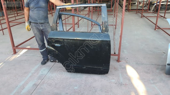 2006 2014 AUDİ Q7 SAĞ ARKA KAPI ORJİNAL ÇIKMA PARÇA