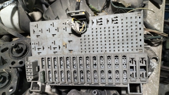 Opel Astra f 1.4 benzinli sigorta kutusu