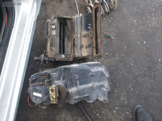 Clio 2 Kalorifer Kutusu - Mert Oto Renault Çıkma Parçaları