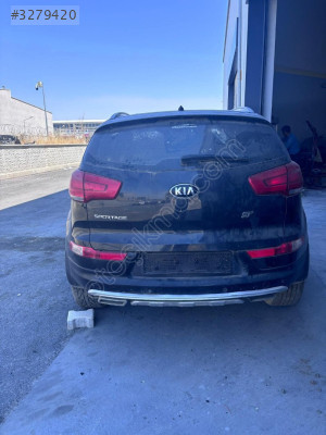2012-2015 Kia Sportage bagaj kapağı