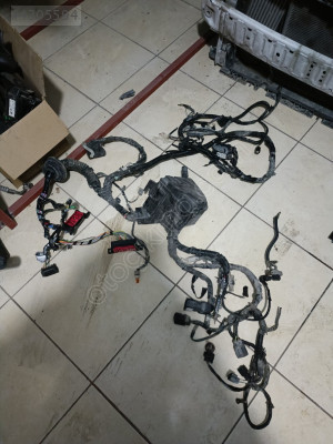 Ford Courier benzinli motor içi tesisat