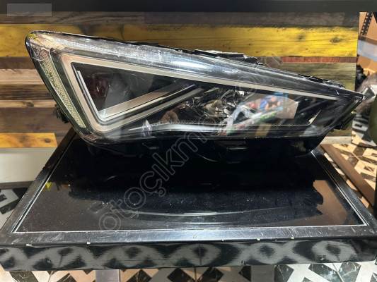 SEAT FORMENTOR CUPRA  SAĞ FAR 202023