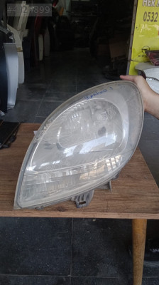 Renault Kango2 sol ön far içi nikalajlı