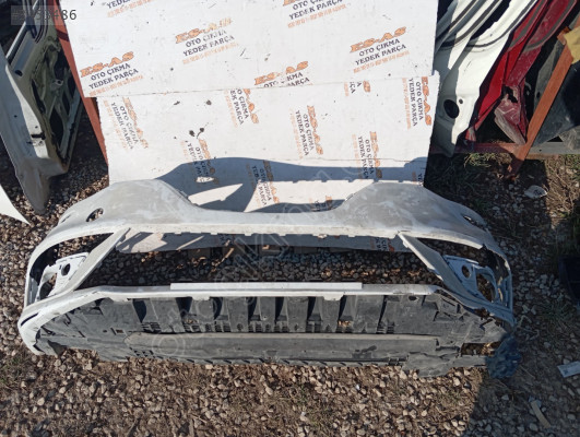 Renault Megane 4 çıkma ön tampon 2016-2020