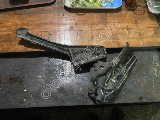 FORD CONNECT SAĞ SÜRGÜLÜ KAPI RAYI ALT VE ÜST ORJİNAL ÇIKMA