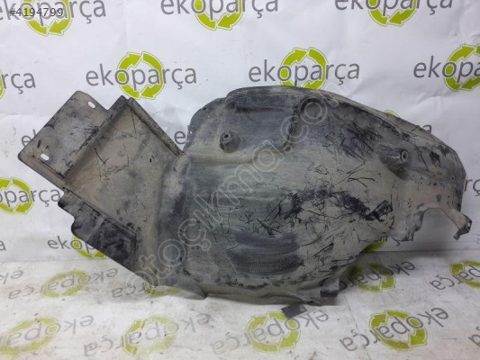 MERCEDES E  2015 2018 W213 SOL ÖN ÇAMURLUK DAVLUMBAZI A2136900530