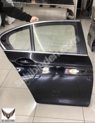 BMW 5 SERİSİ DOLU HATASIZ SAĞ ARKA KAPI