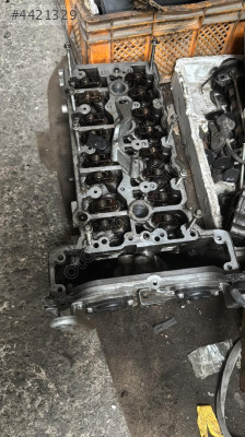 MERCEDES W204 C180 CGİ 271 SİLİNDİR KAPAĞI ORJİNAL 2710162201