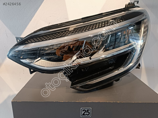 RENAULT MEGANE 5 SOL FAR MAKYAJLI 2020 L802815 260608417R C
