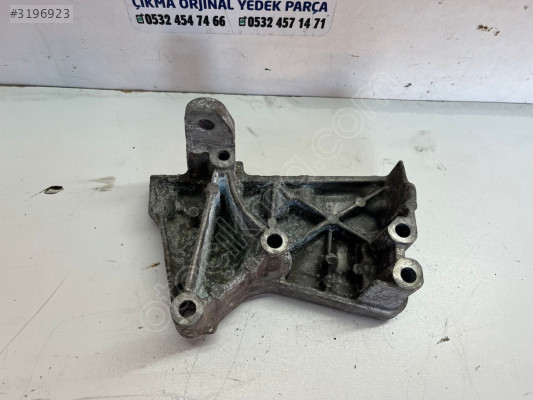 RENAULT CLİO 4 MEGANE 4 MOTOR KULAK MONTECAR