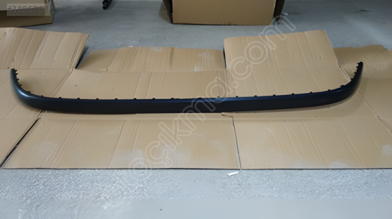 VOLKSWAGEN BORA 1998-2004 ÖN TAMPON BANDI BOYALI TİP SIFIR