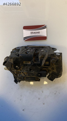 5N0839015G volkswagen tiguan arka sol kapı kilidi