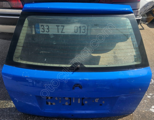 SKODA FABİA BAGAJ KAPAGI DOLU