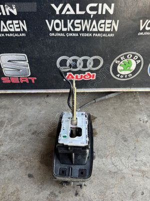 8K1713041AA AUDİ A4 VİTES MEKANİZMASI