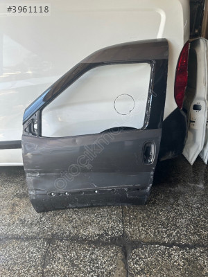 Doblo geniş aile sol ön kapı