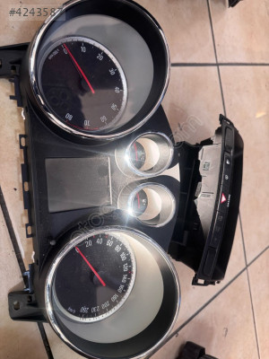 OPE ASTRA J TURBO 1,4 BENZİNLİ GÖSTERGE SAATİ