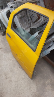 Dacia Logan sağ arka kapı