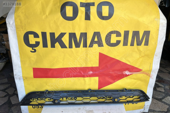 VW TİGUAN ÖN TAMPON ORTA IZGARA 5NA853677A