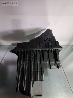 Transporter T5 Hava Filtre Kutusu 1.9 Volkswagen 7h0129601 m