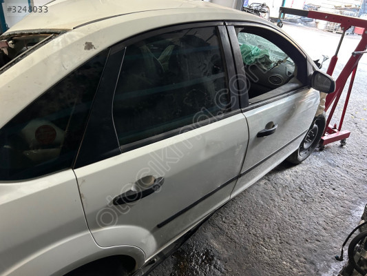 FORD FOCUS || ORİJİNAL TEMİZ KAPILAR