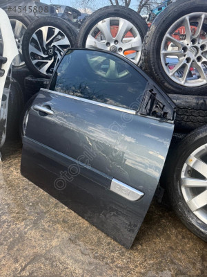 RENAULT MEGAN 2 SAĞ ÖN KAPI