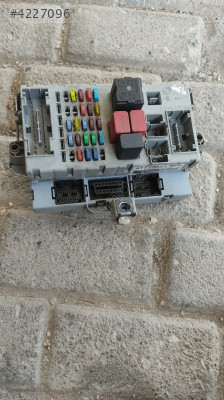 Fiat Doblo 1.3 Modeli İçin Orjinal Sigorta Kutusu