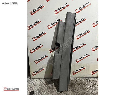 VOLVO S40 96-04 BAGAJ KİLİT ARKA PANEL KAPLAMASI 30800330