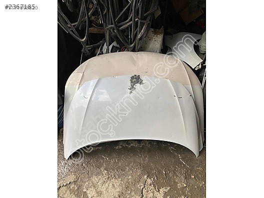 2015 Opel Corsa E ön kaput