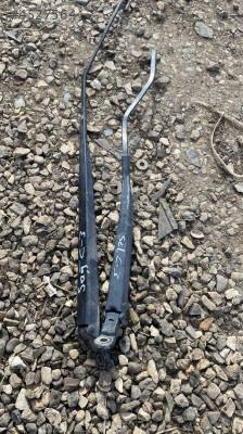 Citroen C3 ön yağmur kolları