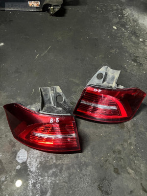 VOLKSWAGEN PASSAT B8 ÇIKMA SAĞ SOL STOP