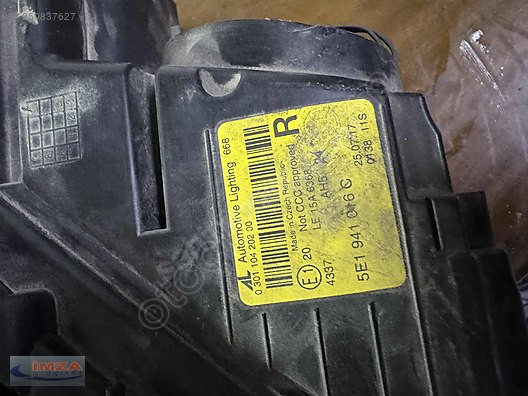 5E1941016C SKODA OCTAVİA SAĞ FAR ORİJİNAL ÇIKMA