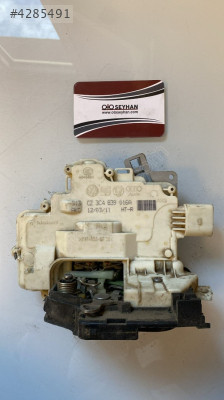 3C4839016A vw passat b7 sağ arka kapı kilidi